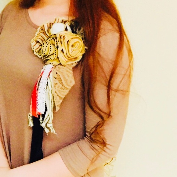 Savy Satin Custom Satin Flower Accessories - Picture 3 of 6